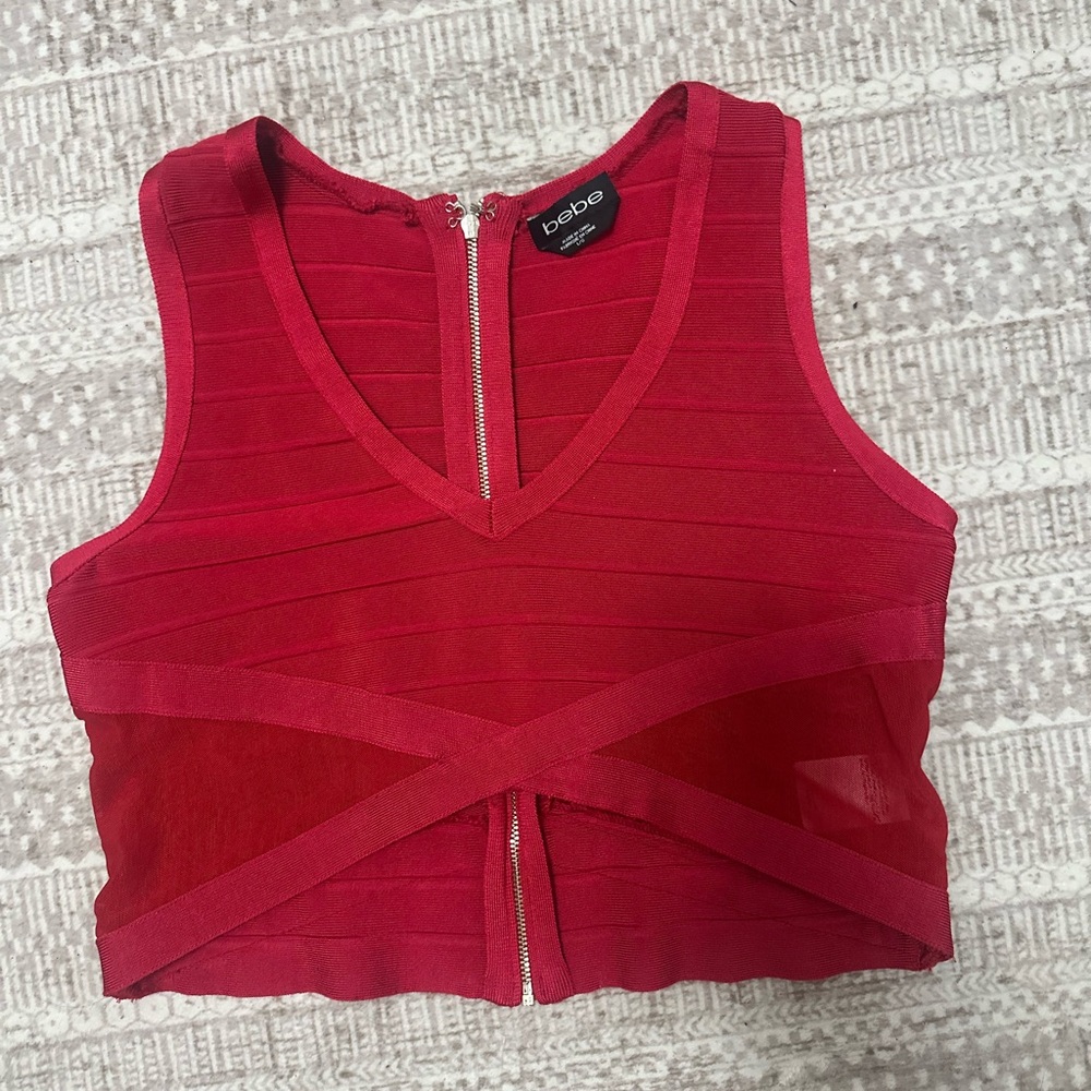 Bebe beery bandage crop Top